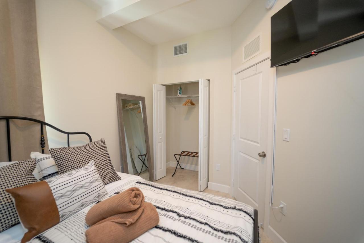 Luxury Miami Vacation! Next To Wynwood & Design District Apartment Exterior photo